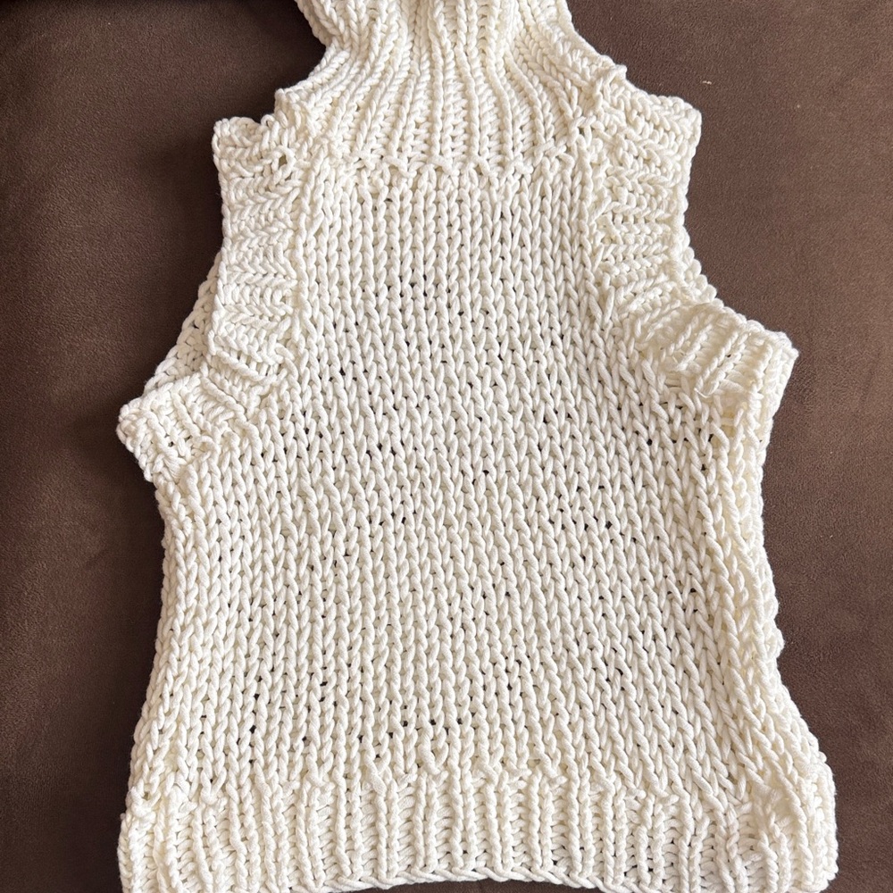 Chic Cream Knit Turtleneck Sweater
